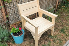 Drevené kreslo 08/2022