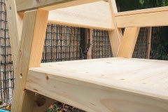 Drevené kreslo 08/2022