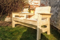 Dvojkreslo so stolíkom