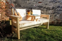 Dvojkreslo so stolíkom