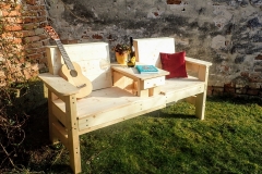 Dvojkreslo so stolíkom