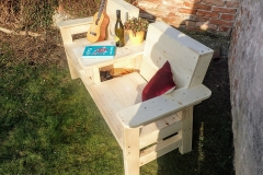 Dvojkreslo so stolíkom