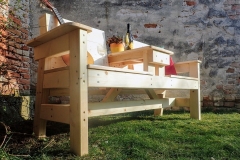 Dvojkreslo so stolíkom