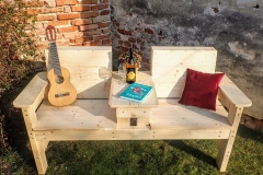 Dvojkreslo so stolíkom