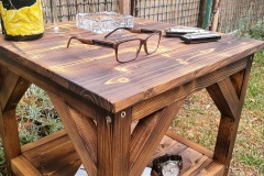 Fajčiarsky stolík 08/2022