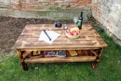 Konferenčný stolík